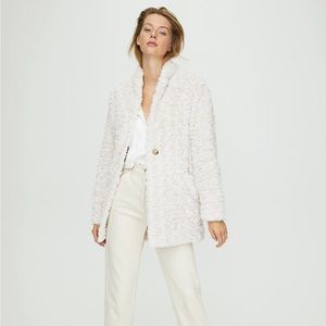 NWT Aritzia Wilfred Free Grete Teddy Coat in Bone